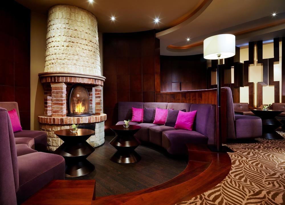 Sheraton Poznan Hotel Ngoại thất bức ảnh The lounge at the hotel
