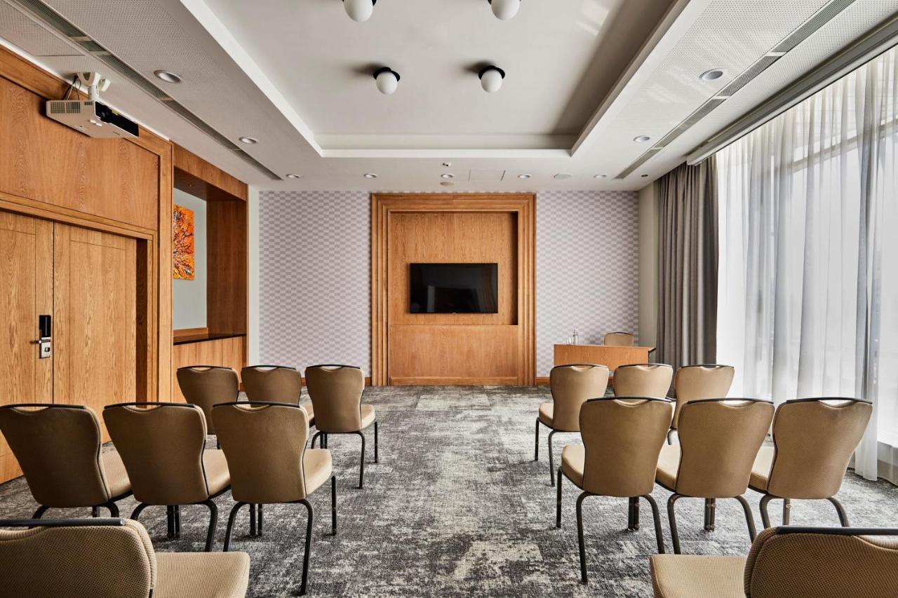Sheraton Poznan Hotel Ngoại thất bức ảnh Meeting room