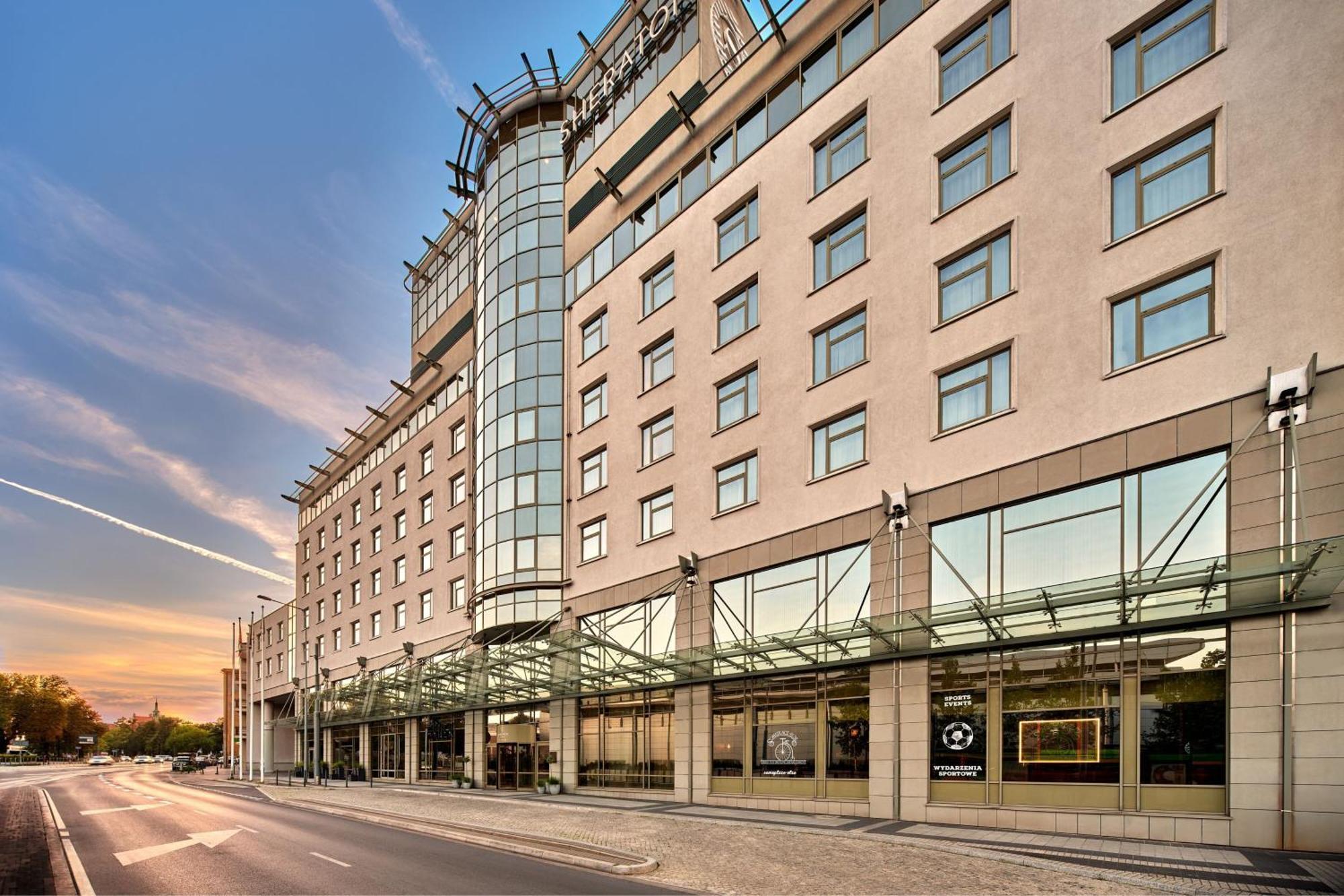 Sheraton Poznan Hotel Ngoại thất bức ảnh The Westin Palace, Brussels