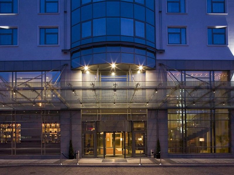 Sheraton Poznan Hotel Ngoại thất bức ảnh Entrance to the hotel
